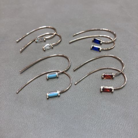 Baget Taşlı Tel Küpe