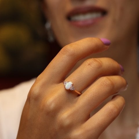 Opal Beyaz Taşlı Yüzük