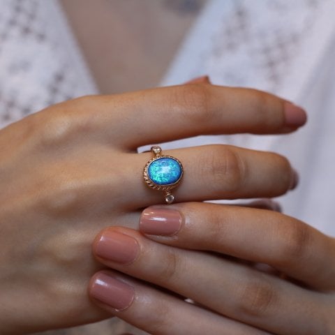 mavi opal taşlı oval yüzük